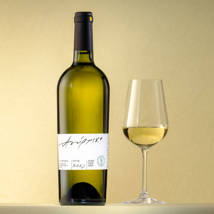 Meteoro Assyrtiko, Dry Greek White Wine, 100% Assyrtiko by Meteoro Winery